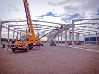  Work begins on Crossrail’s tunnel boring machines