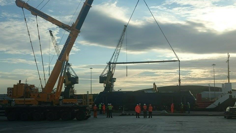 One of two new Class 68s is offloaded at Workington Docks on October 26. DAVID BENJAMIN.