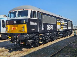 GB Railfreight Class 69 painted to promotes men’s mental health charity