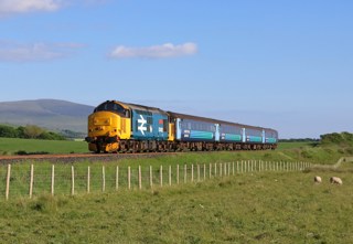 Pair of former DRS Class 37s return to main line duty