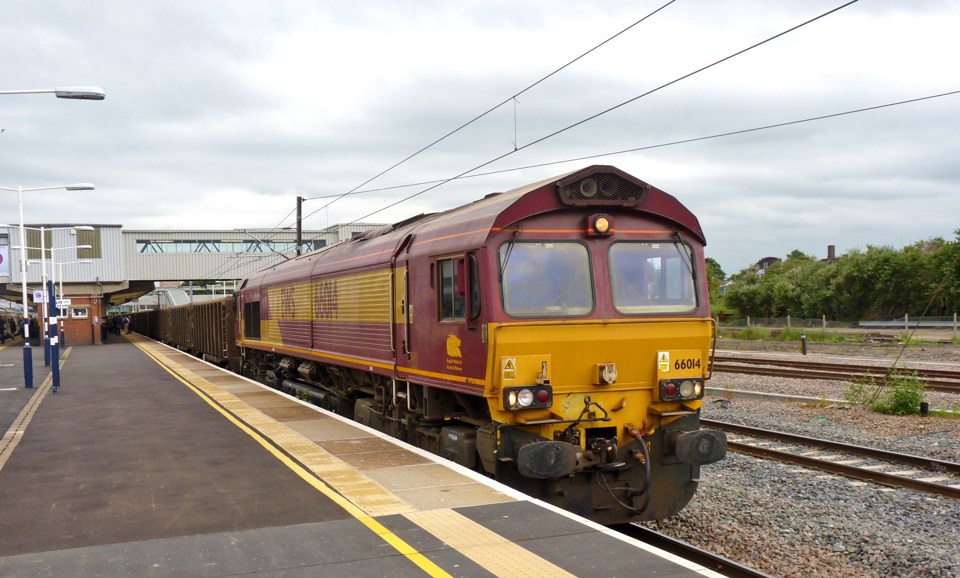 DB 66014 at Peterborough. RICHARD CLINNICK.