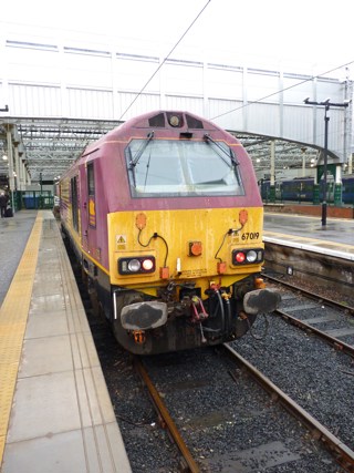 Class 67s to continue on Scottish sleepers