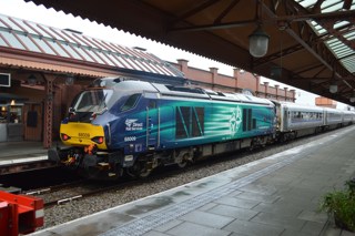 DRS 68009 on hire to Chiltern Railways on December 30 2015. RICHARD CLINNICK.