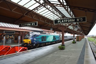 DRS 68009 on hire to Chiltern Railways on December 30 2015. RICHARD CLINNICK.
