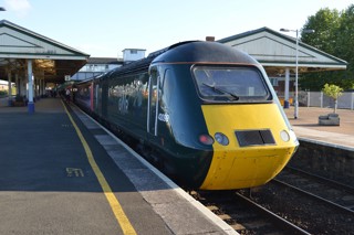 EXCLUSIVE: Rail bosses urged to utilise spare space to carry freight