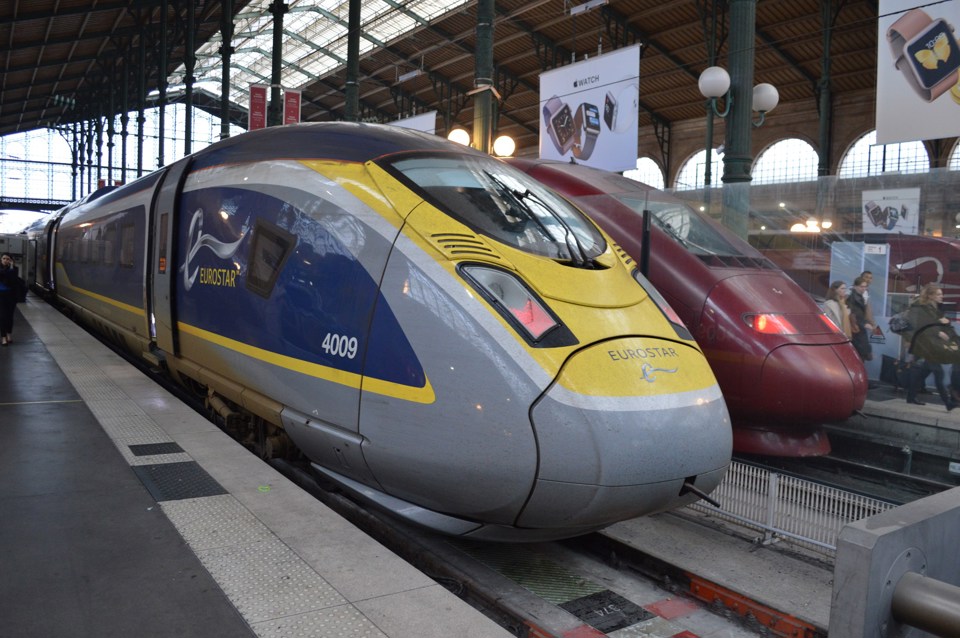 Eurostar 374009 at Paris Gare Du Nord on June 3. RICHARD CLINNICK.