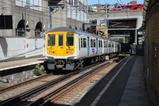 GTR 319426 at Farringdon on May 24. RICHARD CLINNICK.
