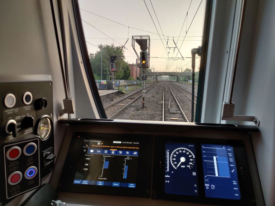 In-cab display in GTR train