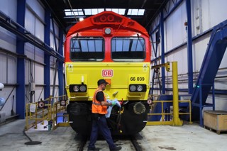 More DB Cargo UK '66s' to be fitted with ETCS after operator signs deal with Siemens Mobility