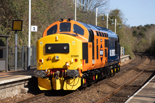 HNRC Swietelsky 37422 at Kirkby-in-Ashfield, working light from Loughborough Brush-Worksop Down Yard onApril2.LOGHANSMEDLEY.