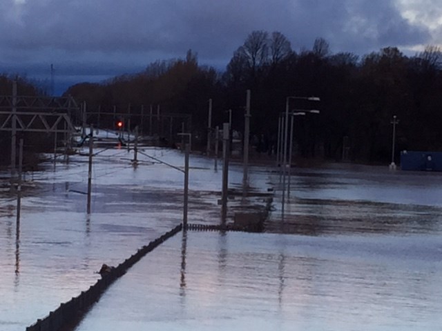 Flooding north of Carlisle. NETWORK RAIL.