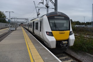 Public leave transport network open to key workers