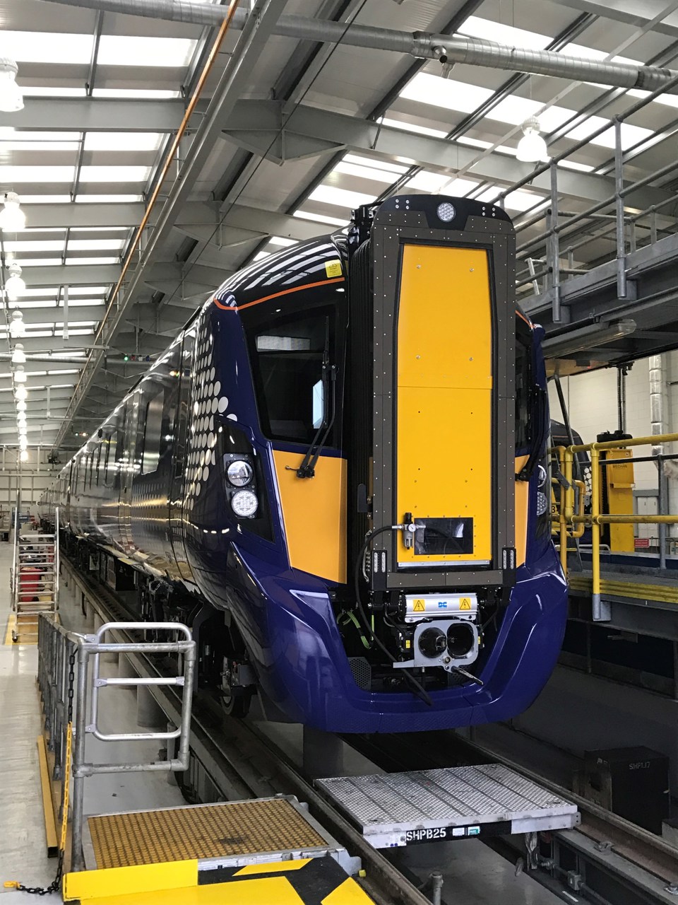 ScotRail 385102 inside Glasgow Shields Road on December 11. RICHARD CLINNICK.