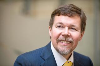 Guest Comment: Light rail is right for rail