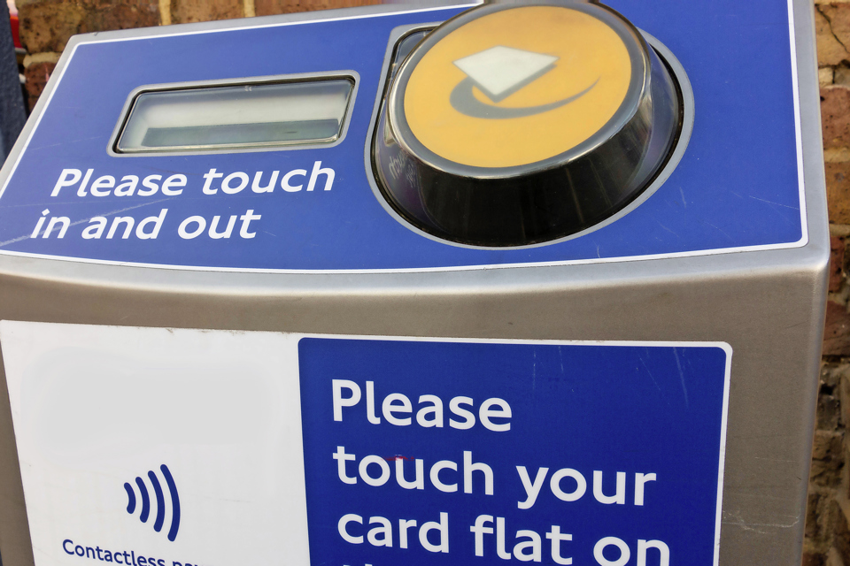 Contactless payment machine reader