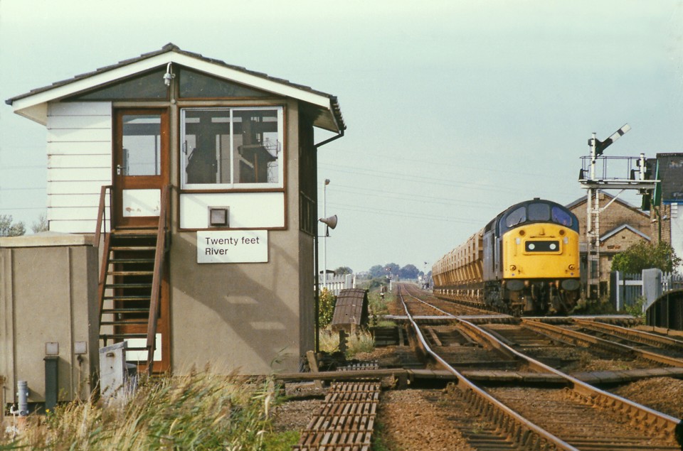 40169 heads a Monk Bretton-Middleton Towers empty sand train past Twenty Feet River during the last week of the line’s operation in November 1982. MARK BRAMMER.