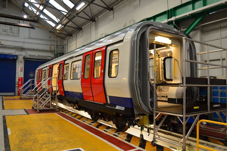 S-Stock coach 22565 at Derby Litchurch Lane on December 18. RICHARD CLINNICK.