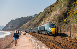 New fencing and rock nets to boost Dawlish resilience 