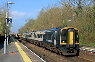 Discontinuous third-rail idea for West of England line