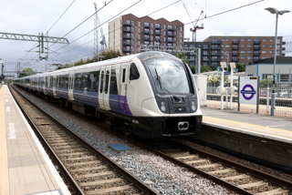 An Elizabeth line train