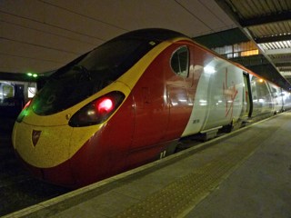 Virgin Trains 390104 at London Euston. RICHARD CLINNICK.