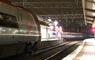 Pendolinos at Manchester Piccadilly. CARL CHAMBERS.